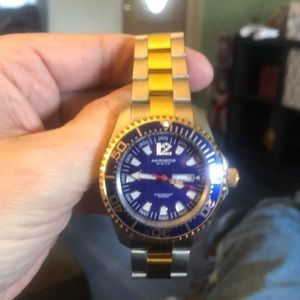 Arriviste men’s watch , some minor scratches